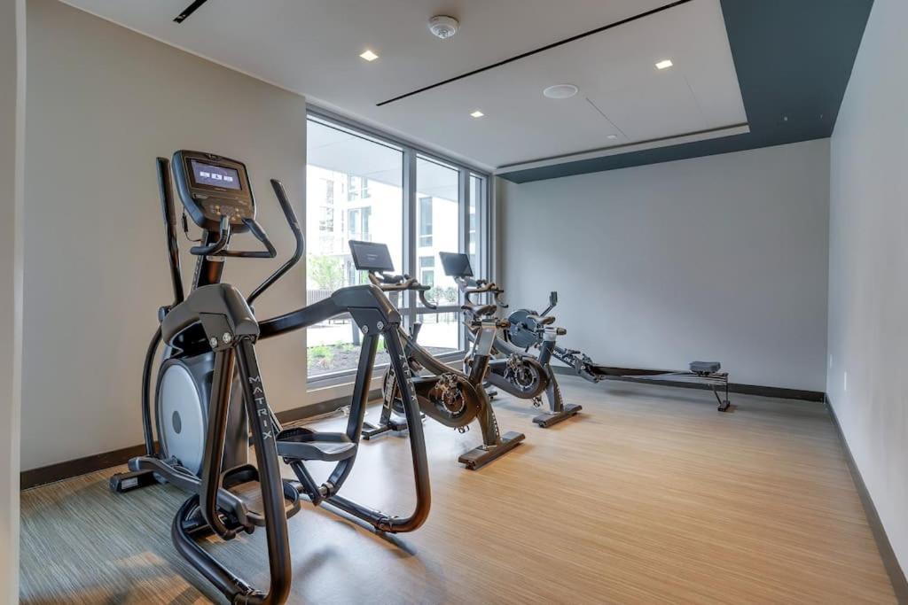 Gorgeous 1 Bedroom At Clarendon With Gym And Rooftop Arlington Luaran gambar