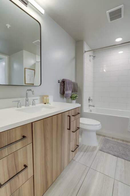 Gorgeous 1 Bedroom At Clarendon With Gym And Rooftop Arlington Luaran gambar